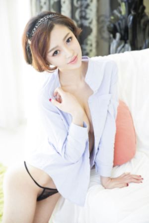 女大学生沙龙在线观看